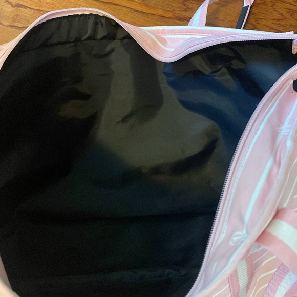Victoria’s Secret weekender bag duffle bag pink white logo stripes - Picture 9 of 12